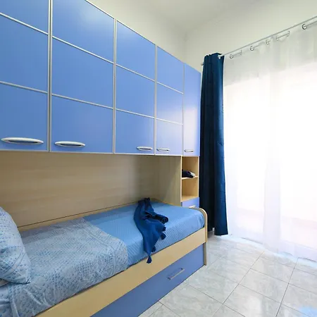 Apartamento Ginestra A Con Balcone Ísquia