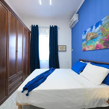 Ginestra A Con Balcone Apartamento