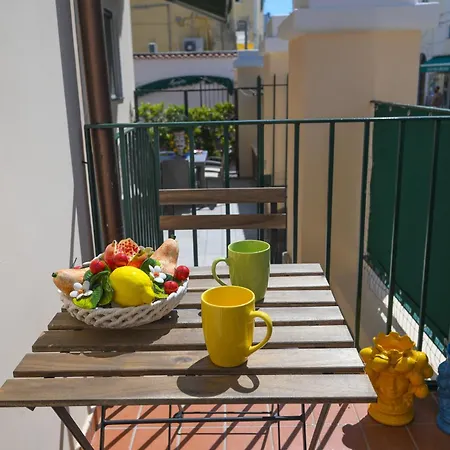 Ginestra A Con Balcone Apartamento *